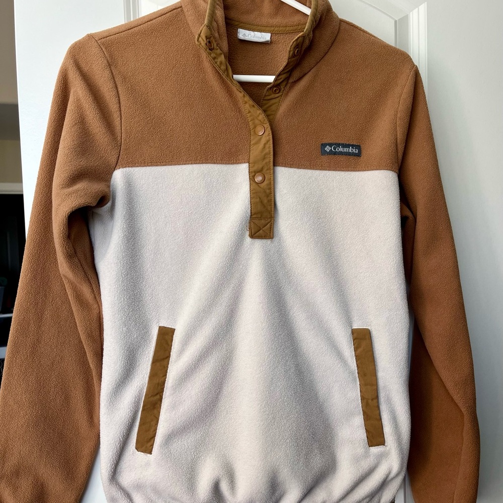 Columbia Women’s Brown and Tan Fleece Pullover Sweater